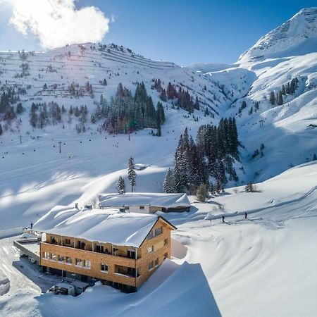 Wolfegg Aparthotel Warth  Exteriör bild