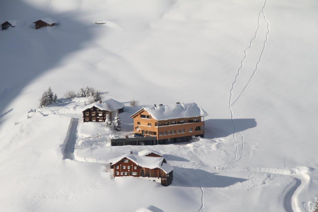 Wolfegg Aparthotel Warth  Exteriör bild